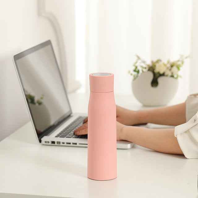 Smart self cleaning water bottle